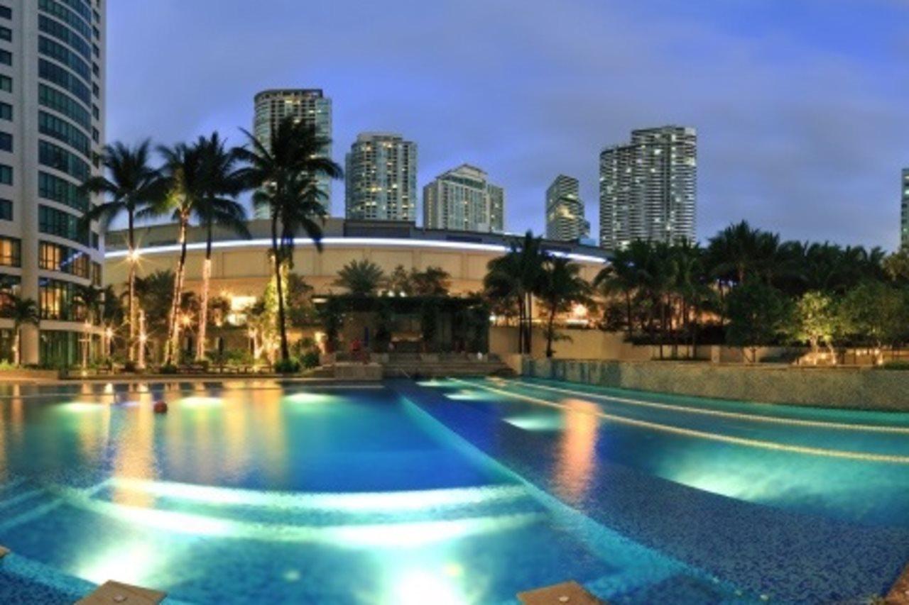 Joya Lofts And Towers - Rockwell Lejlighedshotel Manila Eksteriør billede